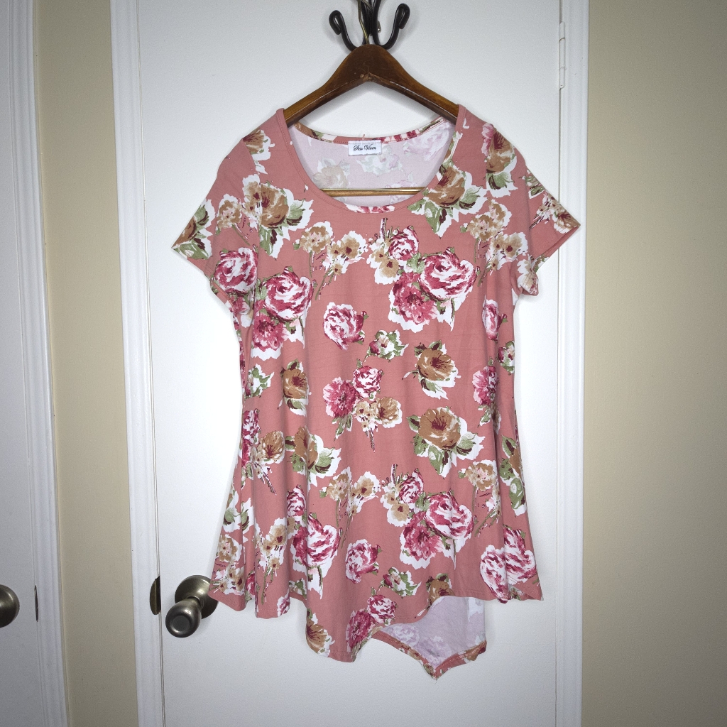 Star Vixen Women's Xl Floral Asymmetrical Tunic Top